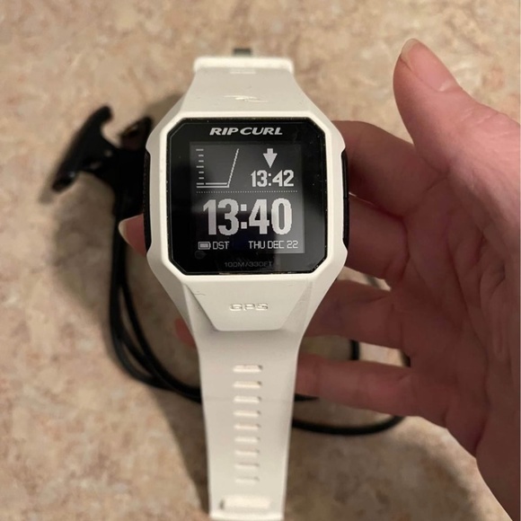 Rip Curl 1st Gen GPS Watch - Picture 1 of 3